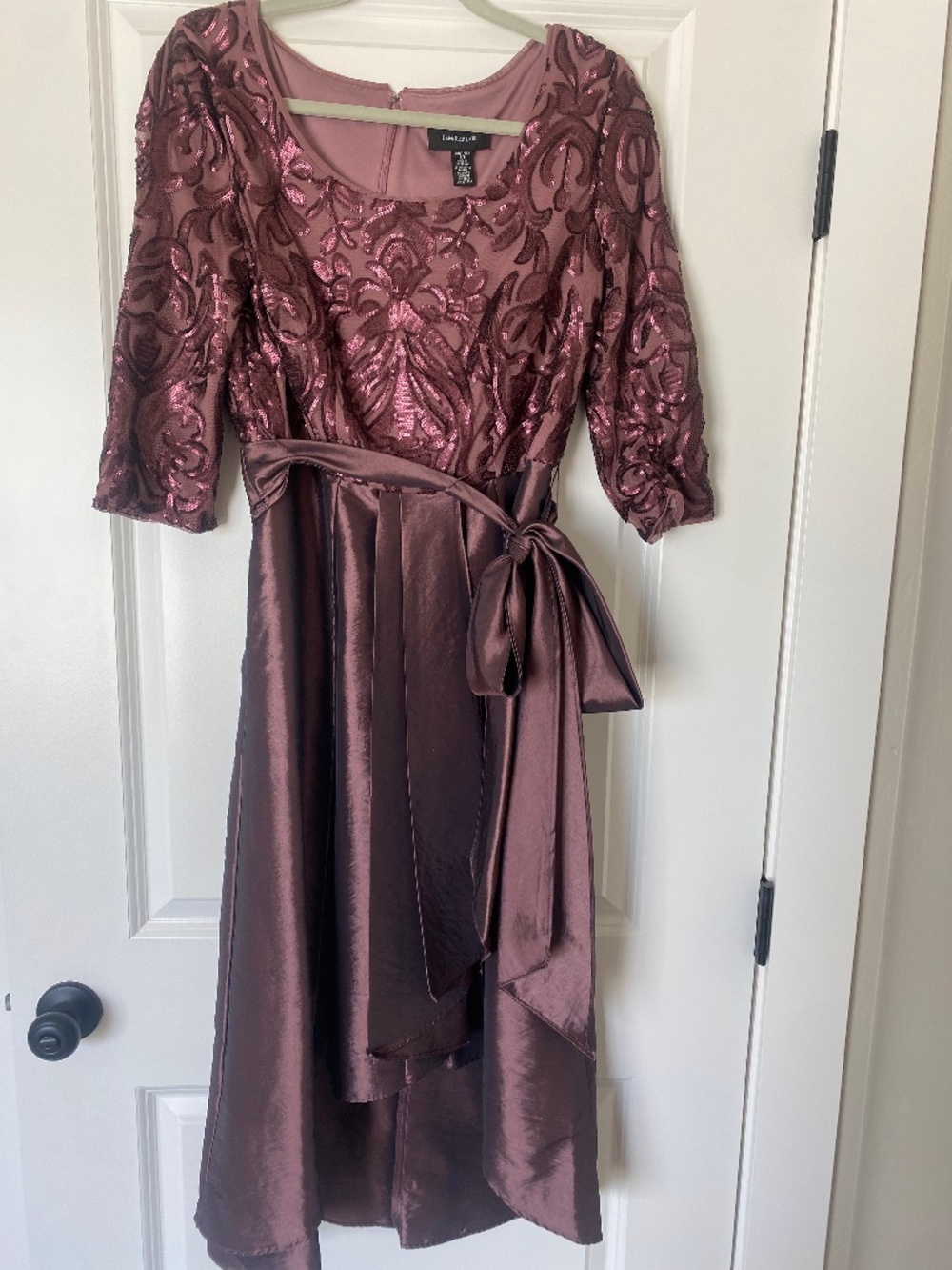 R&M Richards evening dress, size 10, burgundy